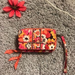 Vera Bradley all in one crossbody/wristlet